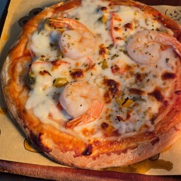Seafood Pizza