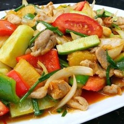 ผัดเปรี้ยวหวาน