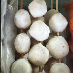 ลูกชิ้นปลากลม