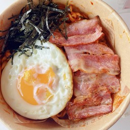 มาม่าเกาหลีเบคอน ไข่ดาว