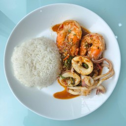 ข้าวกะเพราทะเล