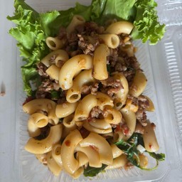 มักกะโรนีกระเพราหมู(ไม่เปลี่ยนเป็นอย่างอื่น)