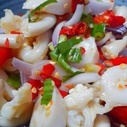 ยำไส้ตัน