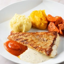 สเต็กปลาค็อด ซอสมะเขือเทศอบ+มะนาวครีม