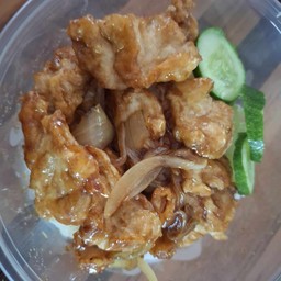 ข้าวไก่กรอบผัดซอสเทอริยากิ
