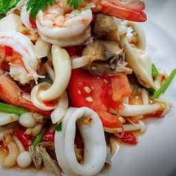 ยำเห็ดทะเล