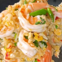 ข้าวผัดกุ้งพริกสด