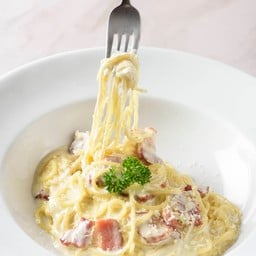 สปาเก็ตตี้ คาโบนารา