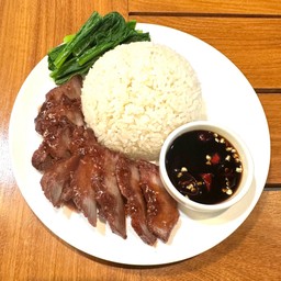 ผัดไทยเพชรบุรี เจ้าเก่า (หน้าวัดหนองยายบู่)