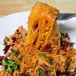 ก๋วยเตี๋ยวกะเพรา