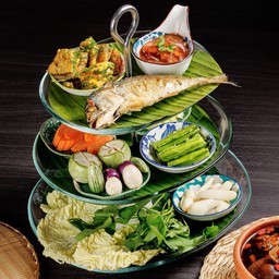ชุดน้ำพริกกุ้งเสียบ