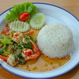 ข้าวกะเพรากุ้ง