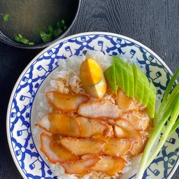 ข้าวหมูแดง
