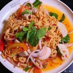 ยำไวไว หมูสับหมูยอ