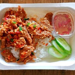 ข้าวราดหมูคั่วพริกเกลือ