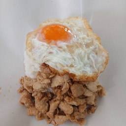 ข้าวราดไก่กระเทียม(ใส่ห่อ)