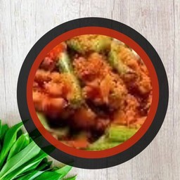 ผัดพริกแกงหมูสับ(เป็นกับข้าว)