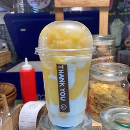 ลูกพีชสมูทตี้โยเกิร์ต