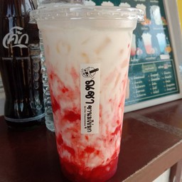 สตอเบอร์นมสด เย็น