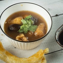 กระเพาะปลาน้ำแดง