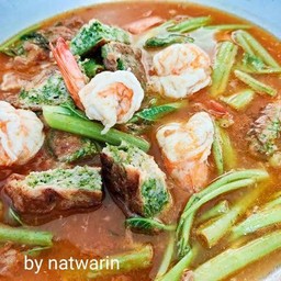 แกงส้มชะอมกุ้ง