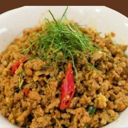 T16 คั่วกลิ้งหมู