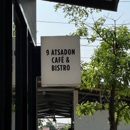 9Atsadon Cafe&Bistro อ่อนนุช65