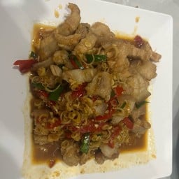 ร้านแนบเนื้อ ก๋วยเตี๋ยวเนื้อเปื่อย