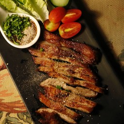 คอหมูย่าง