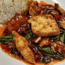 ไก่ผัดพริกเผา