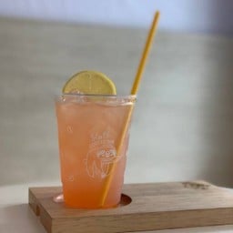 Strawberry Yuzu Honey Lemon (Soda)