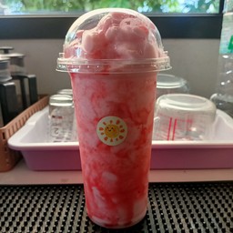 สตรอเบอร์รี่นมสดปั่น