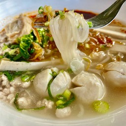 ก๋วยจั๊บญวน