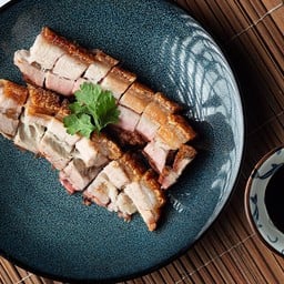 หมูกรอบ (กับข้าว)