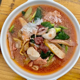 เส้นใหญ่เย็นตาโฟ