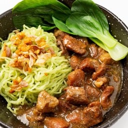 บะหมี่หมูสามรส