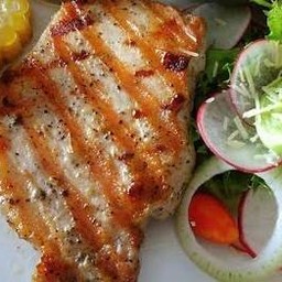 สเต็กหมูพริกไทยดำ