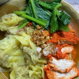บ้านบะหมี่ หลังอีซูซุ