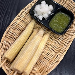 ข้าวโพดอ่อน