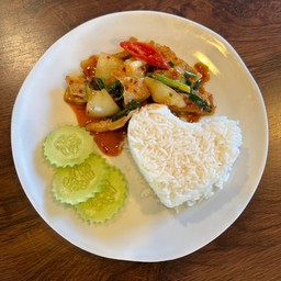 ข้าวคอหมูย่างผัดพริกเผา