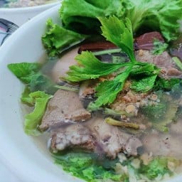 ภาวิ ต้มเลือดหมู&อาหารตามสั่ง (งามวงศ์วาน)