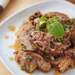 น้ำตกคอหมู