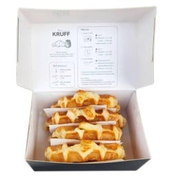ครัวซองวาฟเฟิล (ชิ้นใหญ่) 4 ชิ้น - กล่อง