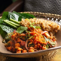 พล่าไข่ปูปลาดุกฟู