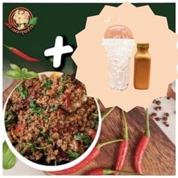 กะเพราหมูสับ+ไข่ดาว + ชานม