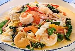 ผัดฉ่าทะเลรวม