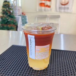 Sparkling yuzu thai tea