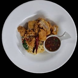 สปาเก๊ตตี้ขี้เมาไก่กรอบ