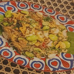 ผัดสามเหม็น
