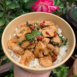 กะเพราหมูชิ้น